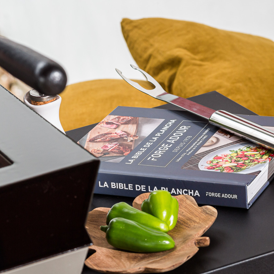 Kit Fête des Mères : Spatule + Livre Bible de la Plancha + Tablier
