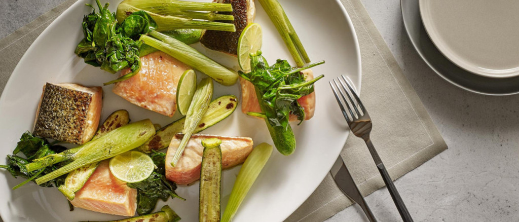 Lachspave, minifenchel und minizucchinis