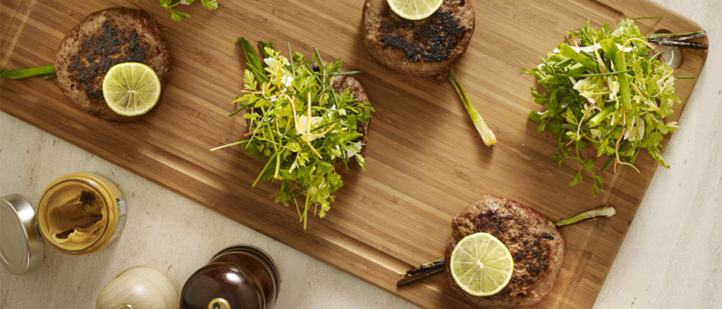 Thailändisches Rindersteak mit Kräutersalat